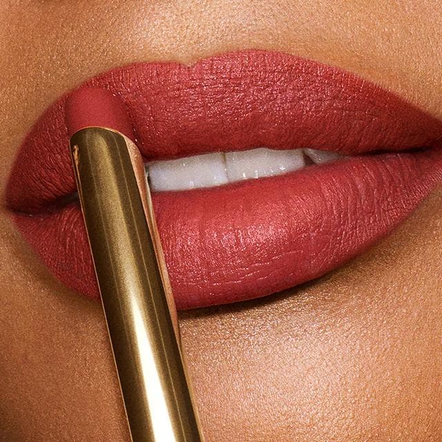 Estée Lauder Silk Matte Lipstick 3
