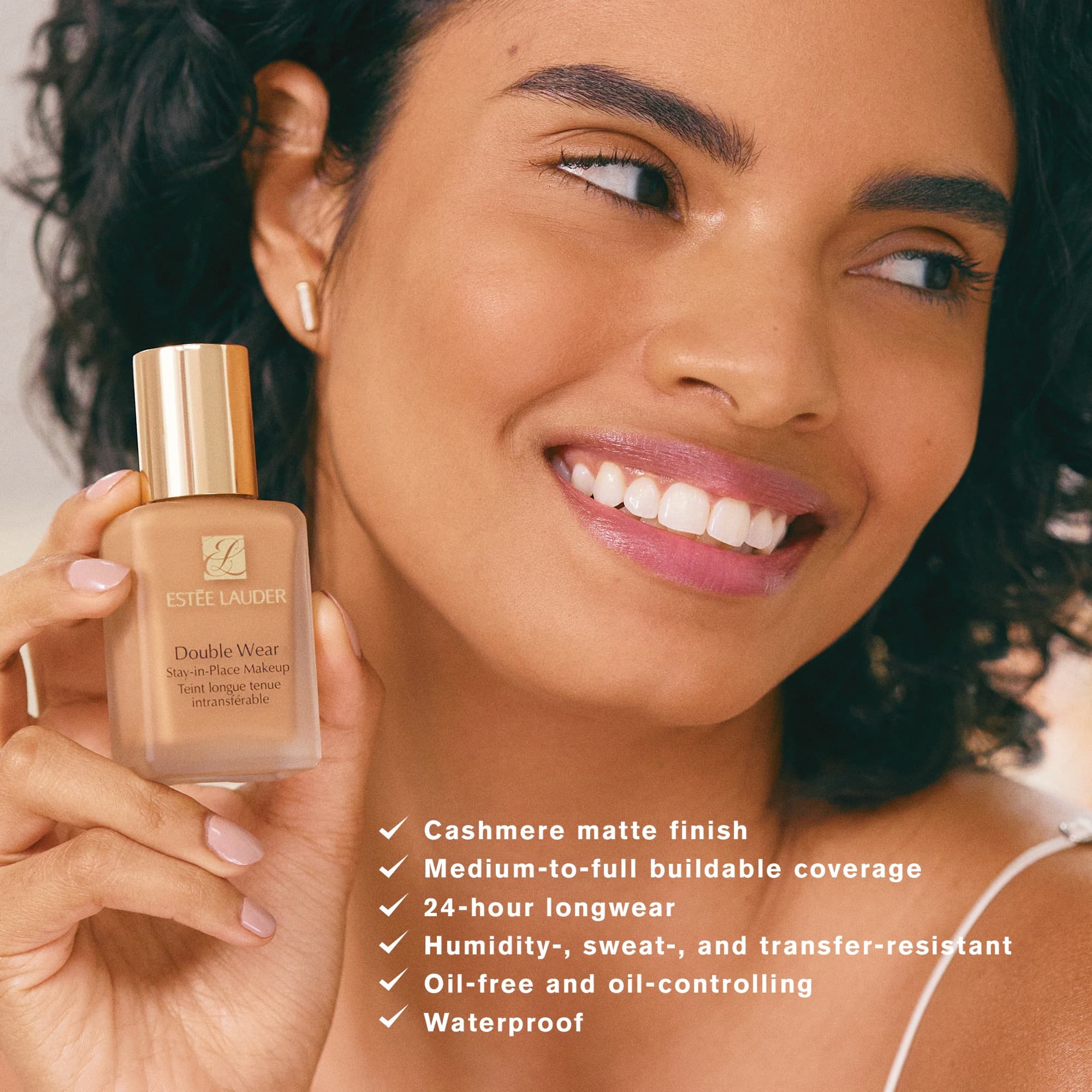 Estée Lauder Stay In Place Foundation 4